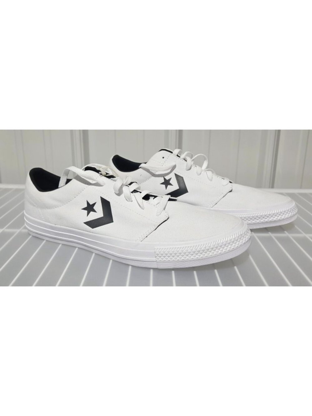 Converse Day One White & Black Lace Up Court Sneakers - Men's 13 Womens' 14.5